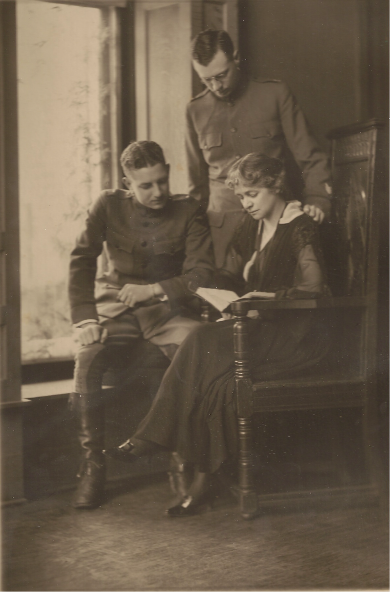 Dad-Bart-and-Katharine-Barton-Kauffman